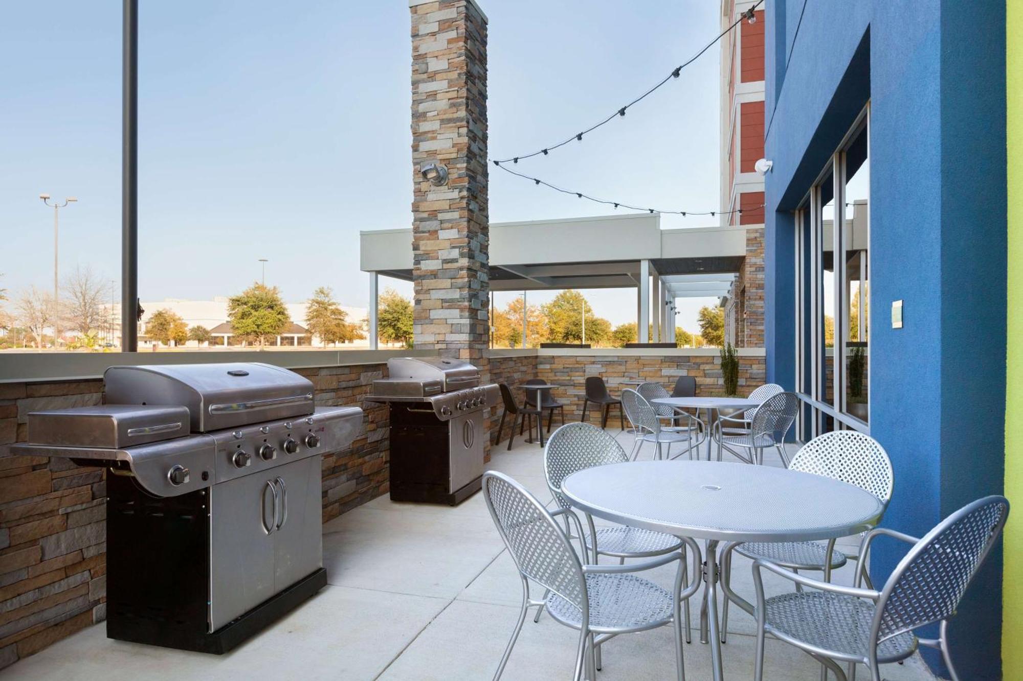 Home2Suites By Hilton Florence Extérieur photo