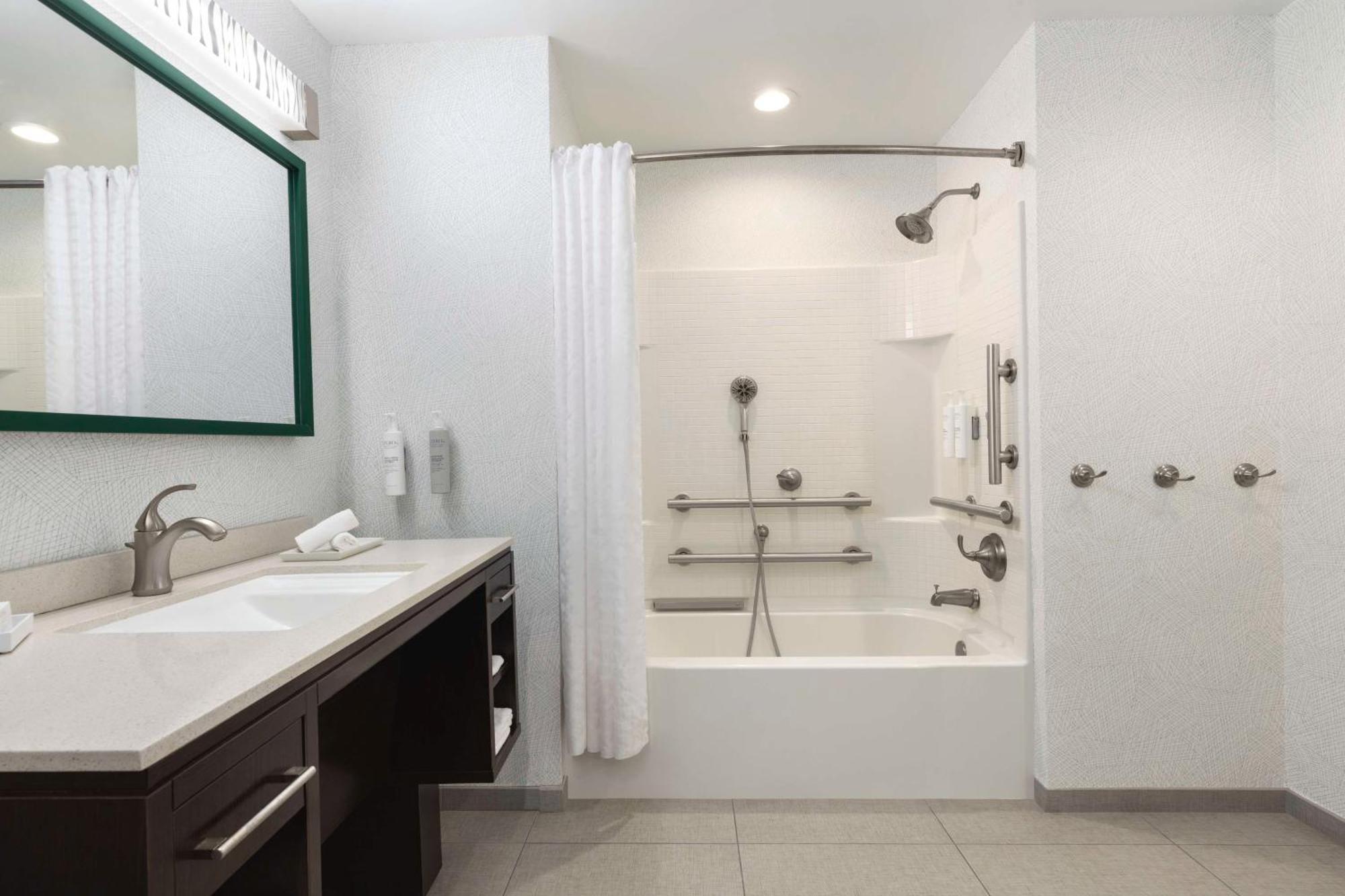 Home2Suites By Hilton Florence Extérieur photo